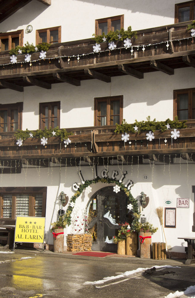 Hotel Al Larin Cortina dʼAmpezzo Exterior foto